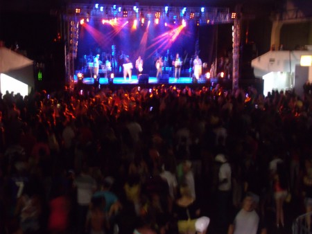 Confira as fotos do que roulou no show "Samba Sorocaba"