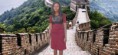 A menina que viralizou na internet por fazer montagens suas fotos na China ganha viagem para lá